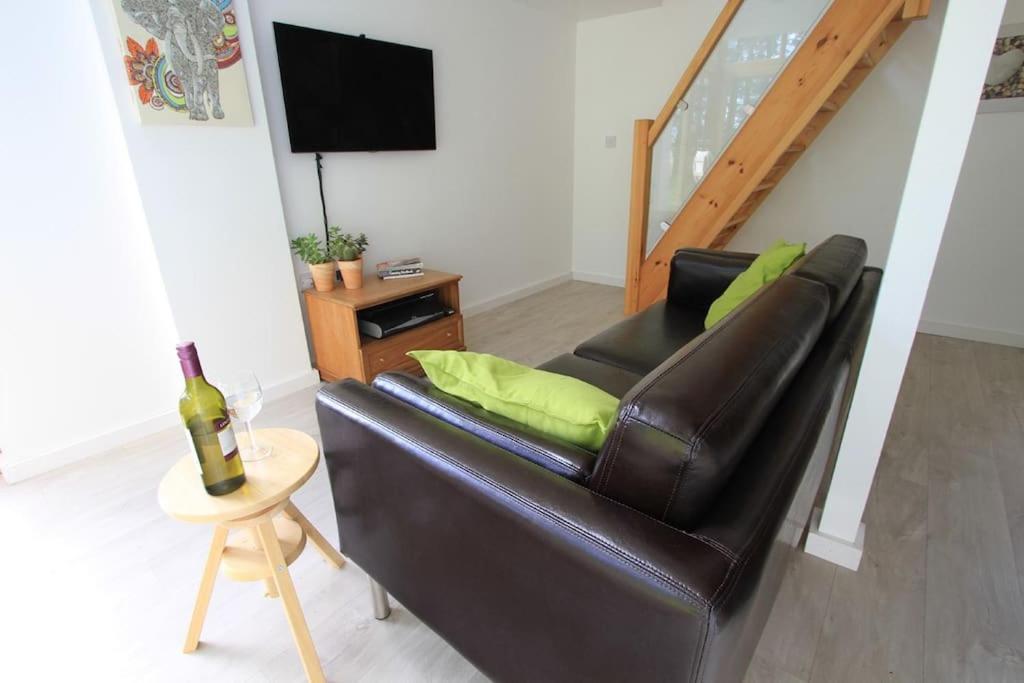 Orchard Nook - Sleeps 4, 2 Bedrooms Kendal Extérieur photo